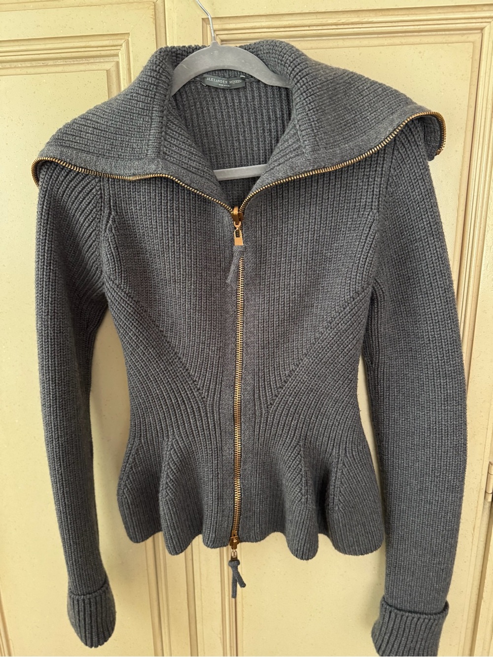 Alexander McQueen Charcoal Gray Ribbed Peplum Zip Cardigan with Gold Zipper